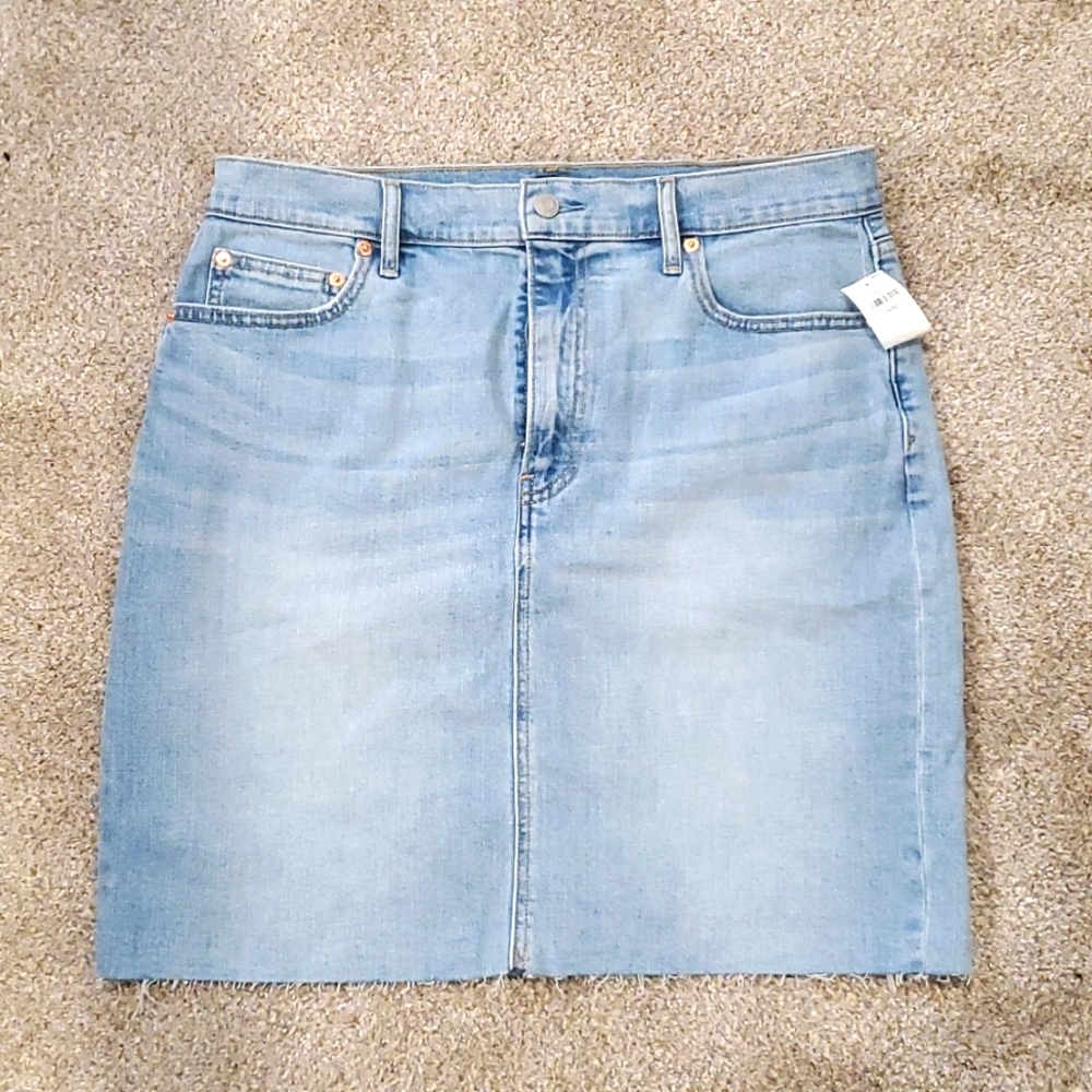 NWT Gap denim high waisted mini skirt-size 14
